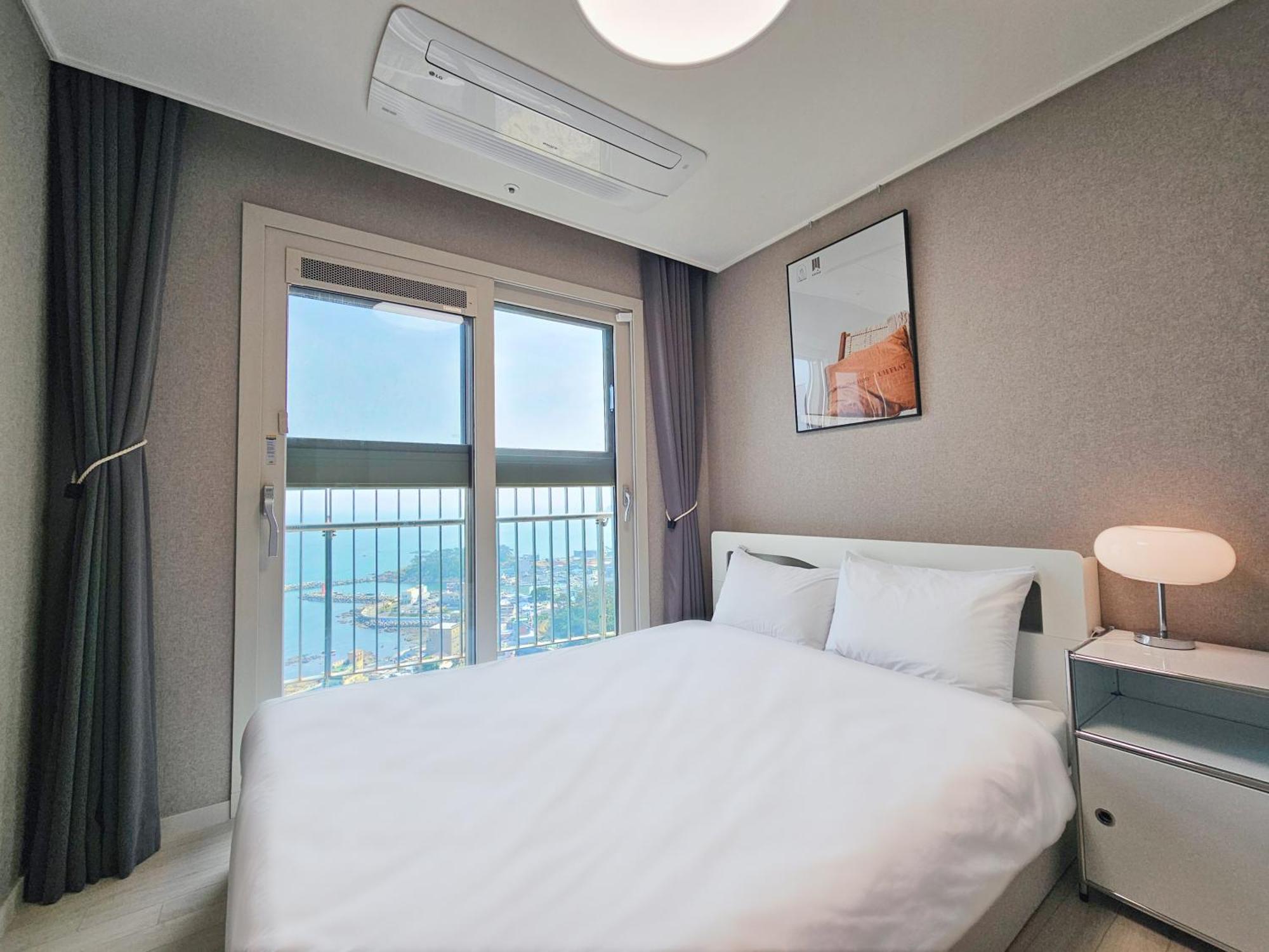 Y Collection By Uh Flat Osiria Aparthotel Busan Exterior foto
